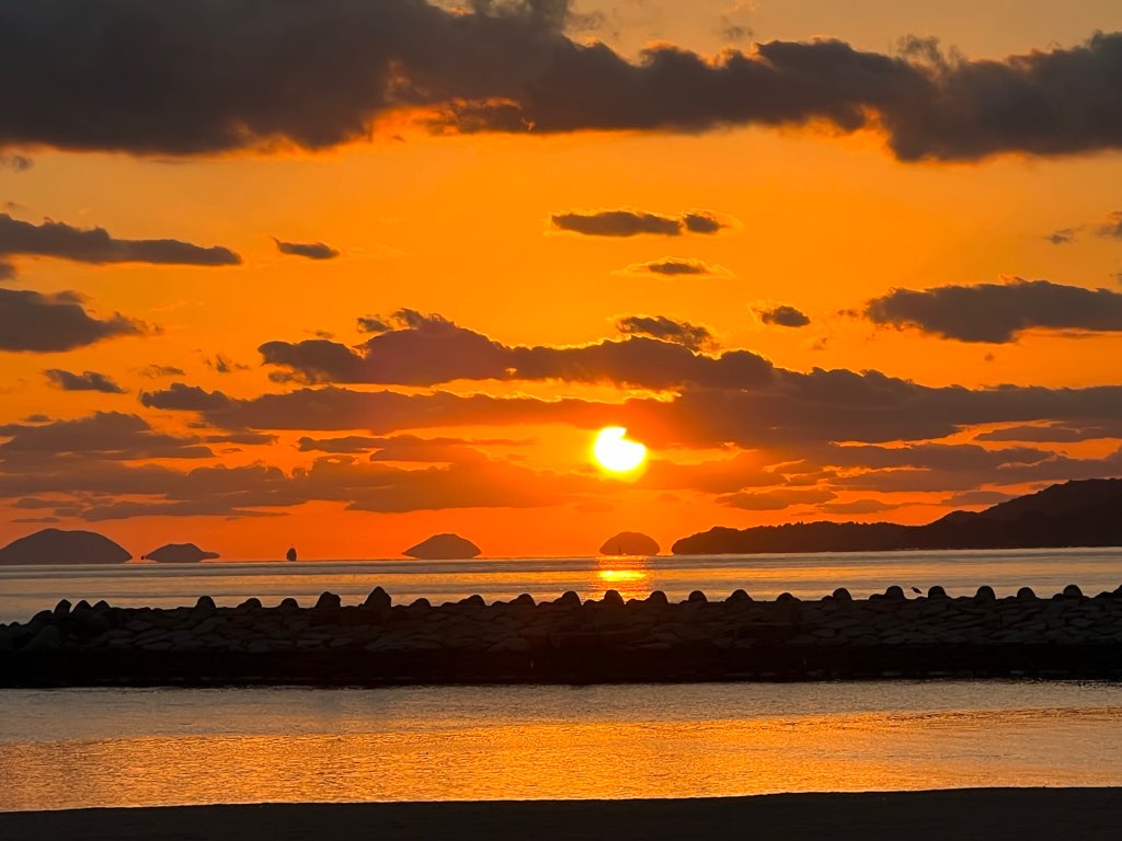風和里（ふわり）　夕日